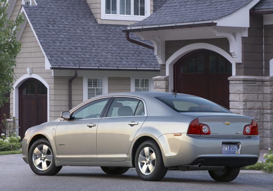  Chevrolet Malibu Hybrid 2008 года  (фото 11 из 13)